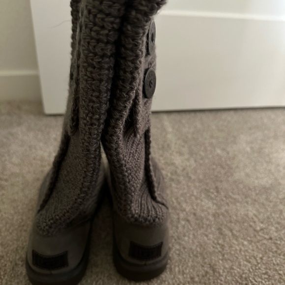 UGG Classic Cardy Knit
Grey (Women's) - Picture 3 of 8